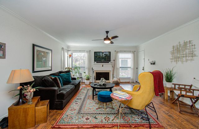 1201 Mcduffie Street 206, Houston, TX 77019