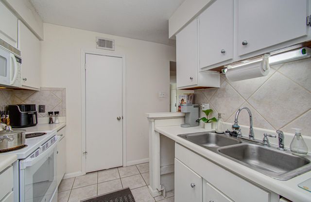 1201 Mcduffie Street 206, Houston, TX 77019
