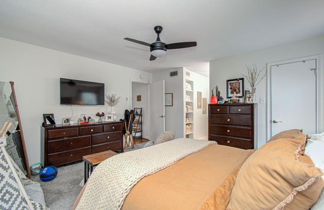 1201 Mcduffie Street 206, Houston, TX 77019