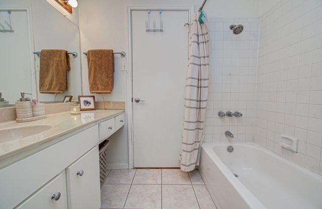 1201 Mcduffie Street 206, Houston, TX 77019