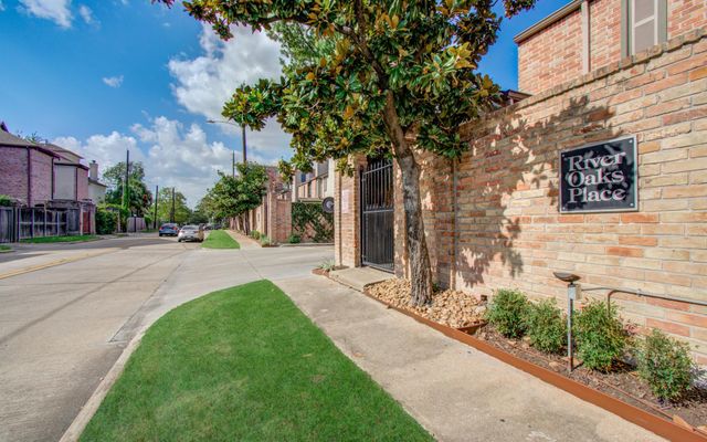 1201 Mcduffie Street 206, Houston, TX 77019