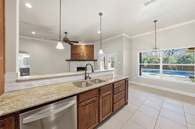 120 Paseo Patricia Street, Gun Barrel City, TX 75156