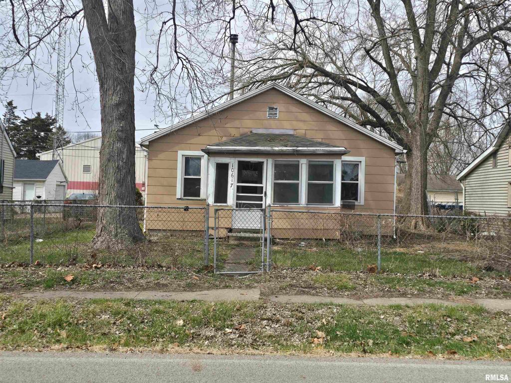 10617 N STATE Street, Mossville, IL 61552