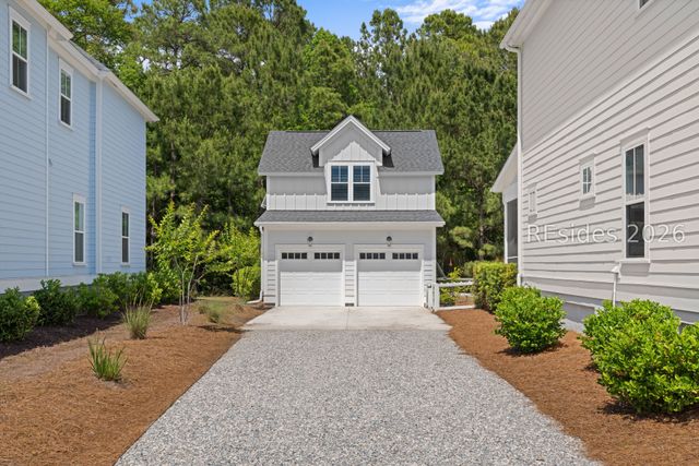 17 Blue Dasher Ln, Bluffton, SC 29909