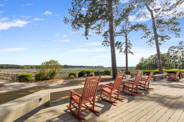17 Blue Dasher Ln, Bluffton, SC 29909