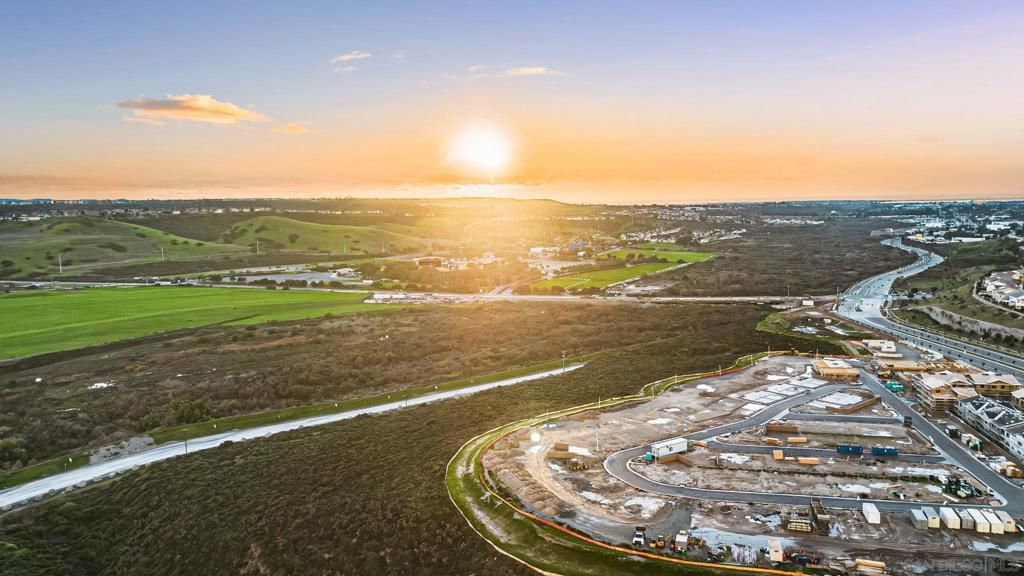 Image 27 of property listing at 2158 Tributary Dr 1, Chula Vista, CA 91913