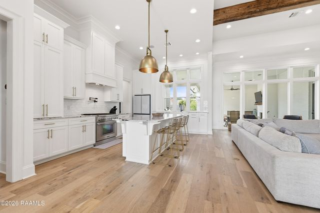 106 Little Hickory Court, Lafayette, LA 70508