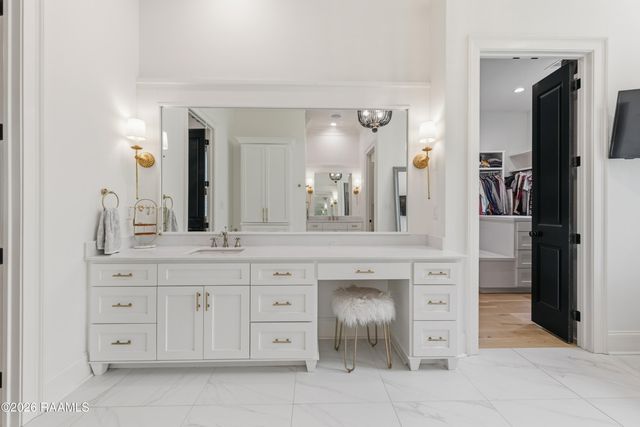 106 Little Hickory Court, Lafayette, LA 70508
