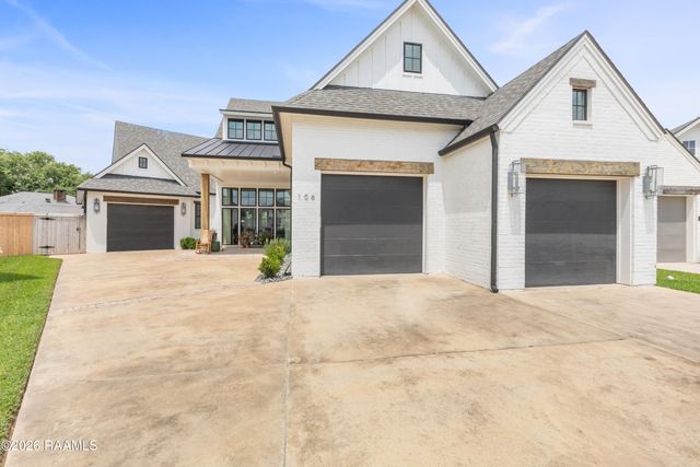 106 Little Hickory Court, Lafayette, LA 70508