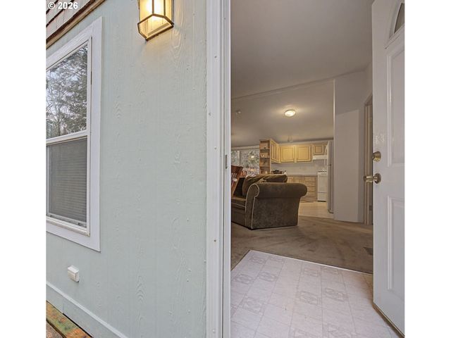 53164 E SYLVAN Way, Sandy, OR 97055