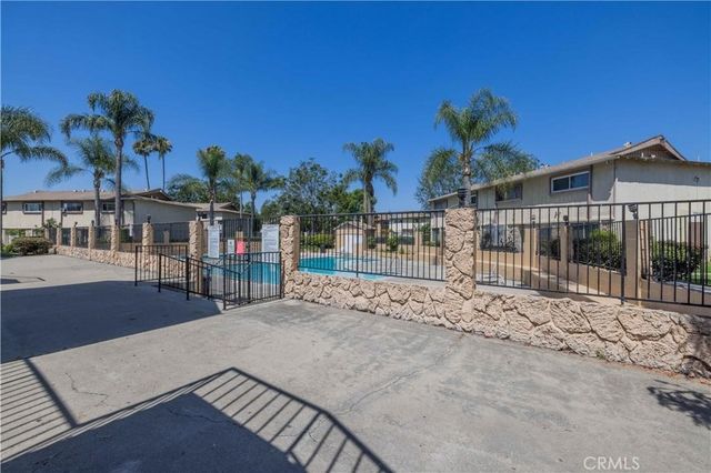 1602 N King Street E1, Santa Ana, CA 92706