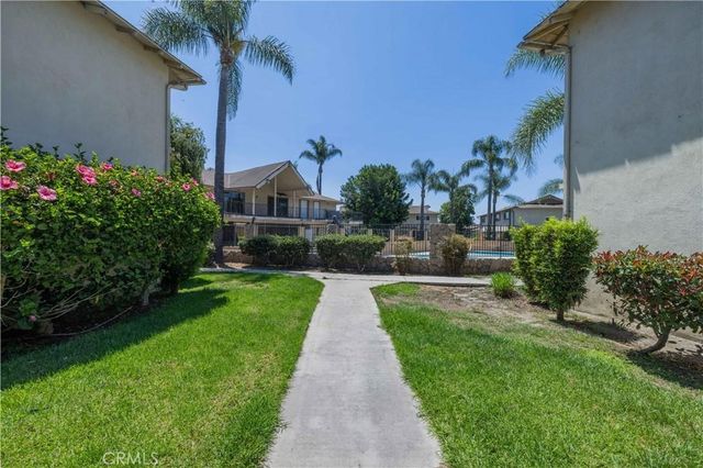 1602 N King Street E1, Santa Ana, CA 92706