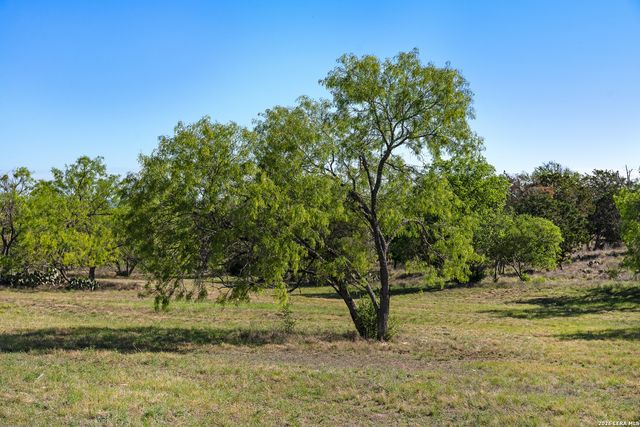 0019 Clearwater, Comfort, TX 78013