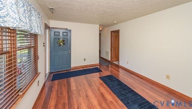 116 Treva Rd, Sandston, VA 23150