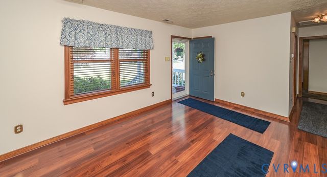 116 Treva Rd, Sandston, VA 23150