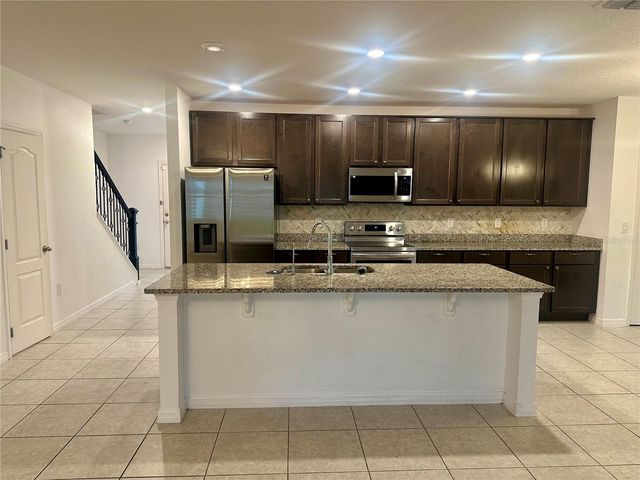 125 VILLAVISTA COURT, Davenport, FL 33896