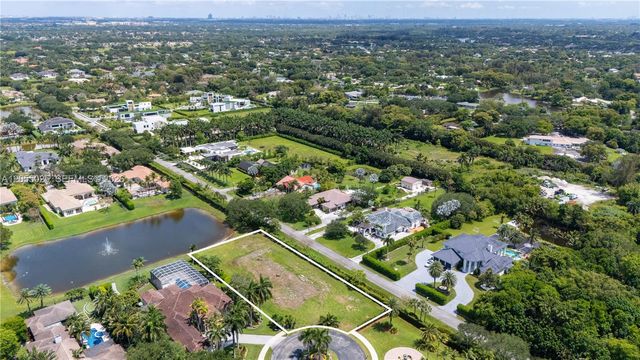 10991 Northstar Street, Davie, FL 33324