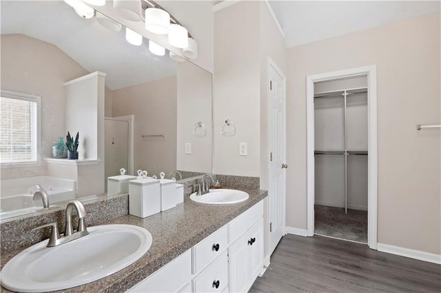 1300 Sunflower Court, Locust Grove, GA 30248
