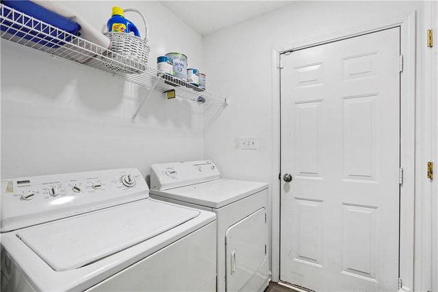 1300 Sunflower Court, Locust Grove, GA 30248