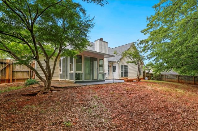 1300 Sunflower Court, Locust Grove, GA 30248