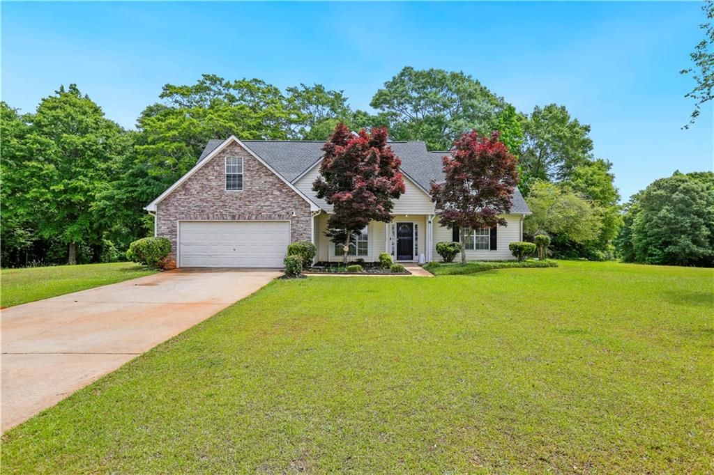 1300 Sunflower Court, Locust Grove, GA 30248