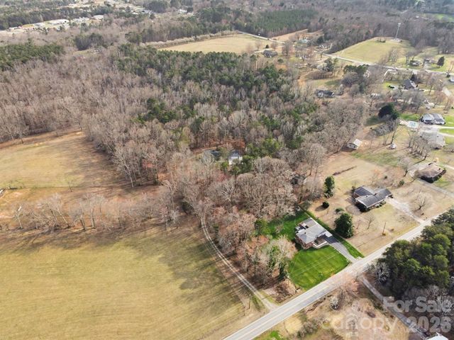 3170 Asbury Church Road, Lincolnton, NC 28092