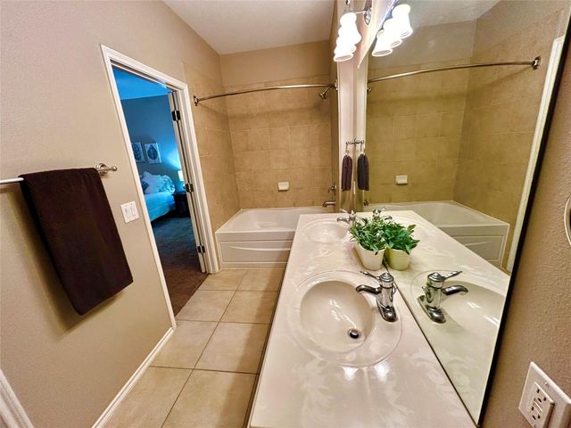 13600 Breton Ridge Street 24A, Houston, TX 77070