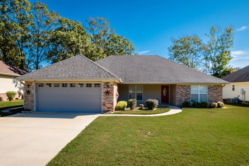 2226 Bearskin Drive, Sherwood, AR 72120