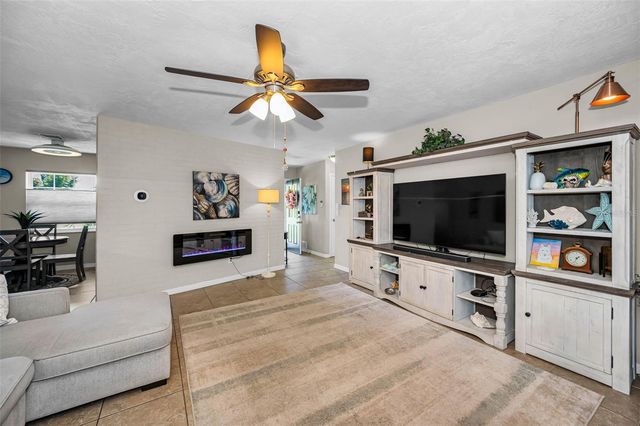 29752 69TH WAY N, Clearwater, FL 33761