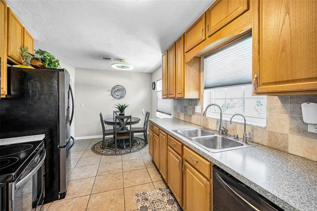 29752 69TH WAY N, Clearwater, FL 33761