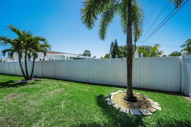 29752 69TH WAY N, Clearwater, FL 33761