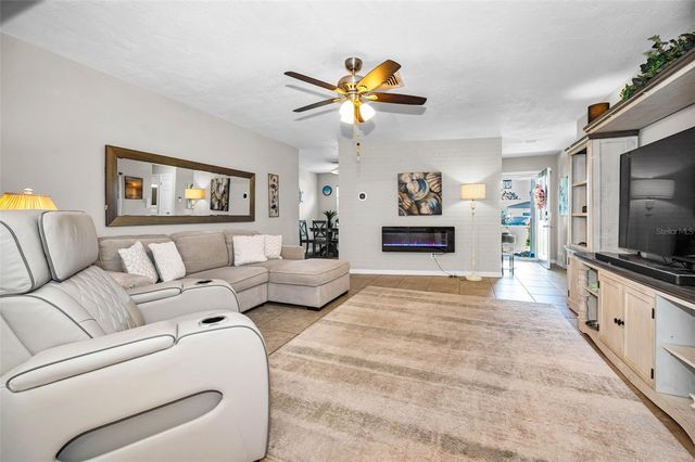 29752 69TH WAY N, Clearwater, FL 33761