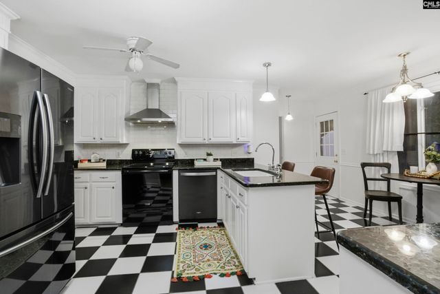 1211 Fredericksburg Drive S, Lugoff, SC 29078