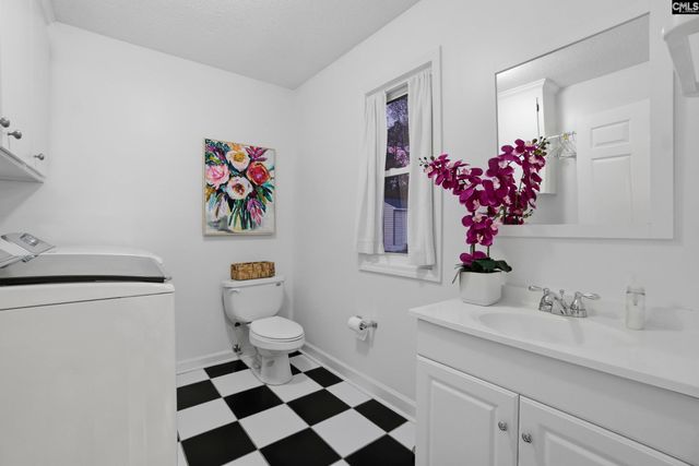 1211 Fredericksburg Drive S, Lugoff, SC 29078