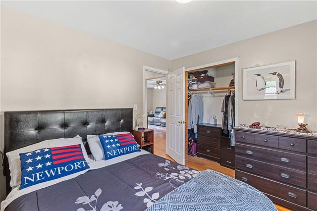 819 N Susquehanna Ridge, Independence, MO 64056