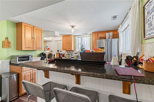 819 N Susquehanna Ridge, Independence, MO 64056