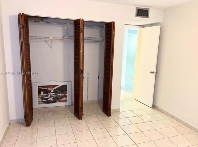 14250 SW 62nd St 424, Miami, FL 33183