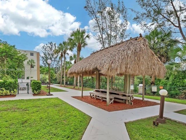 14250 SW 62nd St 424, Miami, FL 33183