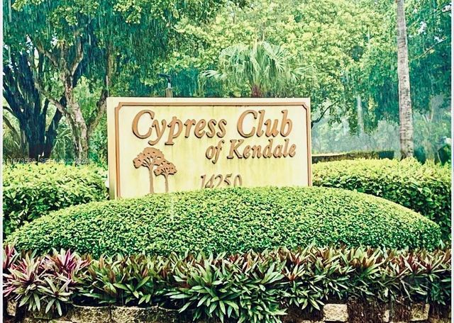 14250 SW 62nd St 424, Miami, FL 33183