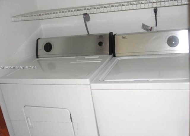 14250 SW 62nd St 424, Miami, FL 33183