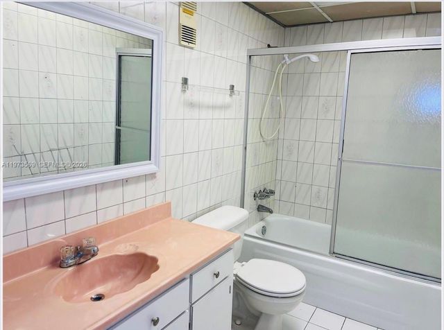 14250 SW 62nd St 424, Miami, FL 33183