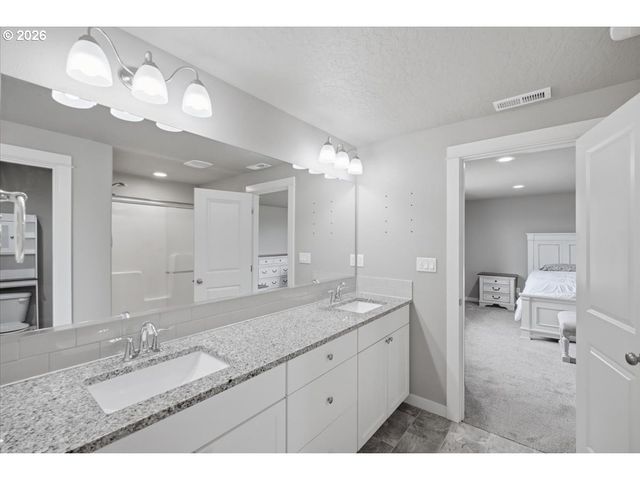 1323 CHUKAR St, Stayton, OR 97383