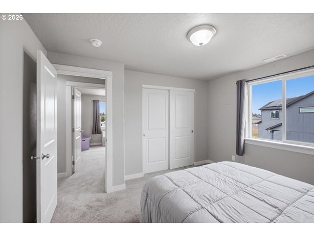 1323 CHUKAR St, Stayton, OR 97383