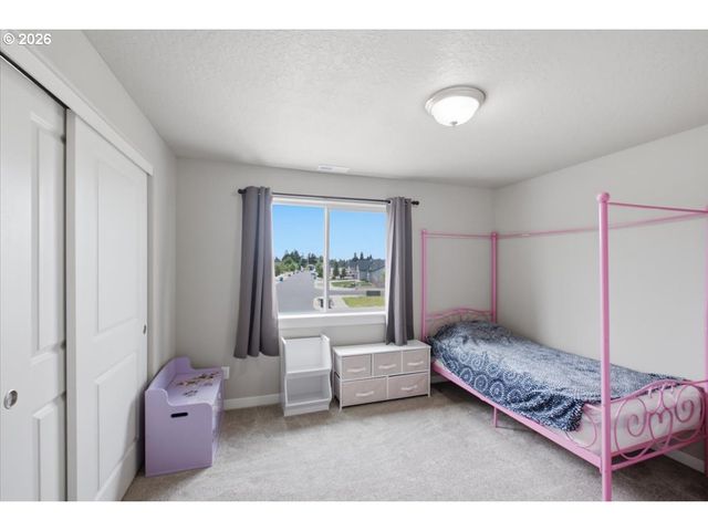 1323 CHUKAR St, Stayton, OR 97383