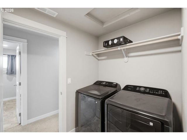 1323 CHUKAR St, Stayton, OR 97383