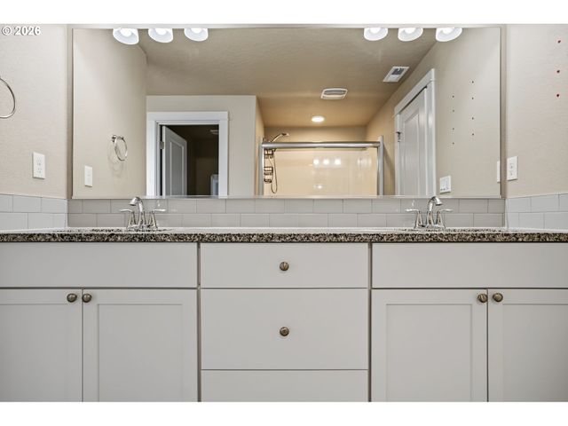 1323 CHUKAR St, Stayton, OR 97383
