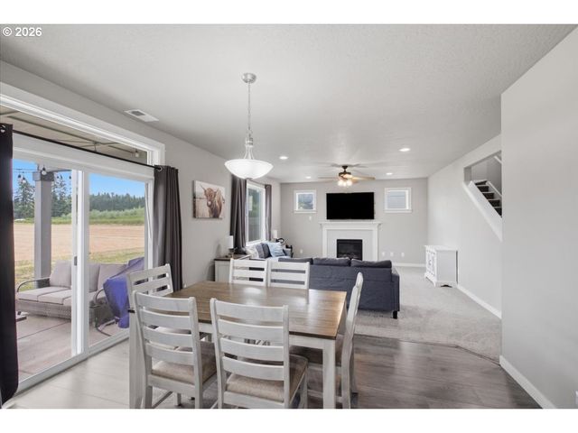 1323 CHUKAR St, Stayton, OR 97383