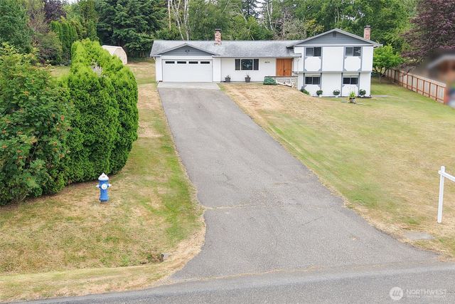 9674 Ronald Dr, Blaine, WA 98230