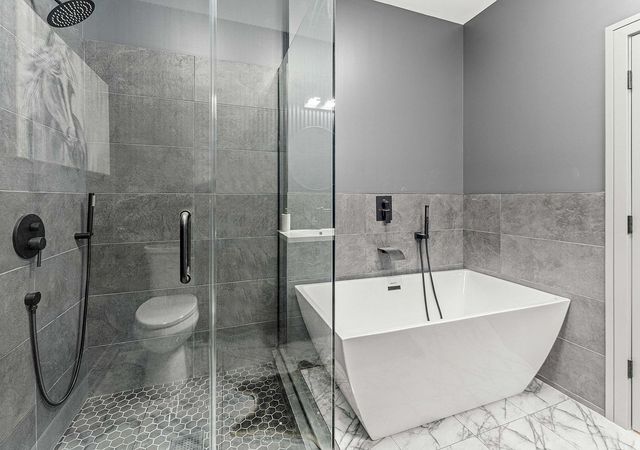 6150 S Saint Lawrence Avenue 2, Chicago, IL 60637