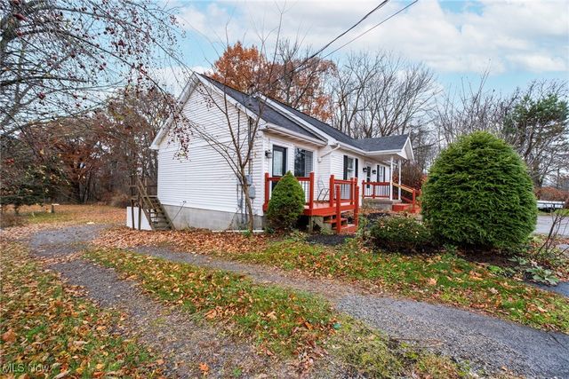 955 W Main Street, Washingtonville, OH 44490